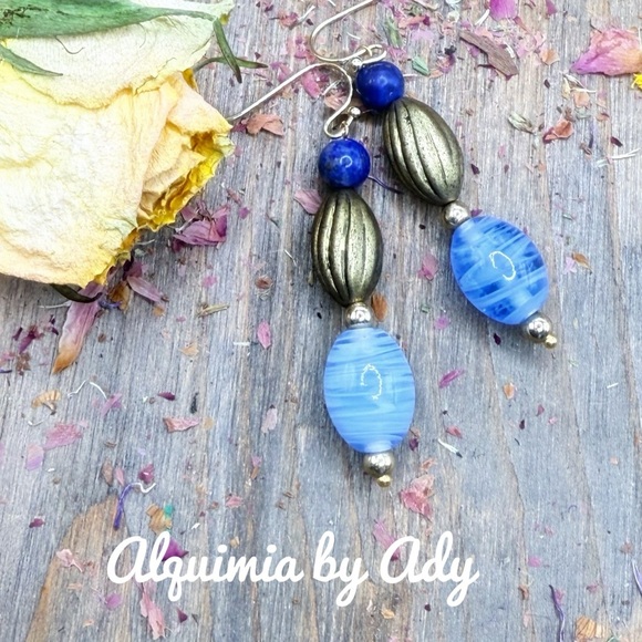 Lapis lazuli and gold statement earrings - Picture 1 of 1